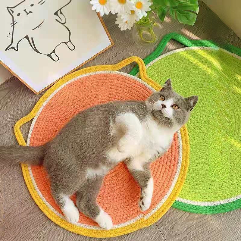 Kratzbrett Katzenform Katzenmatte, Runde Katzenliege, 50 x 50cm, Weiche Baumwolle, Ideal zum Schlafen für Ihre Katze