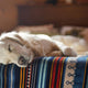Kuscheltiere für Welpen vs Kauspielzeuge:  Wann welches Spielzeug passt - PAWSOMETIME