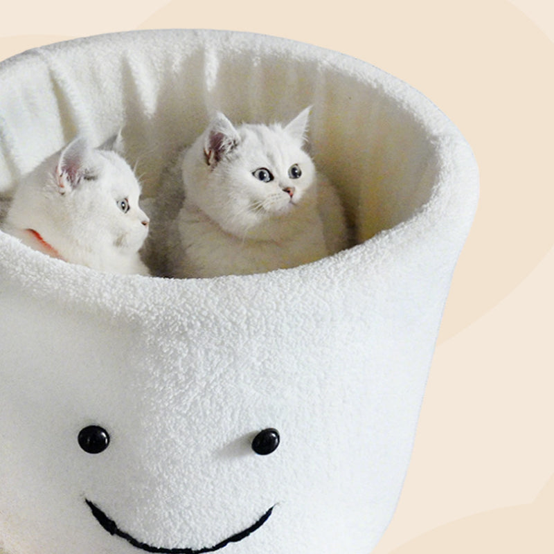 Katzenbett, Cartoon Kaffeebecher aus Korallenvlies & Schwamm-Füllung, Warmer und angenehmer Schlaf für Katzen, 35x35x30 cm