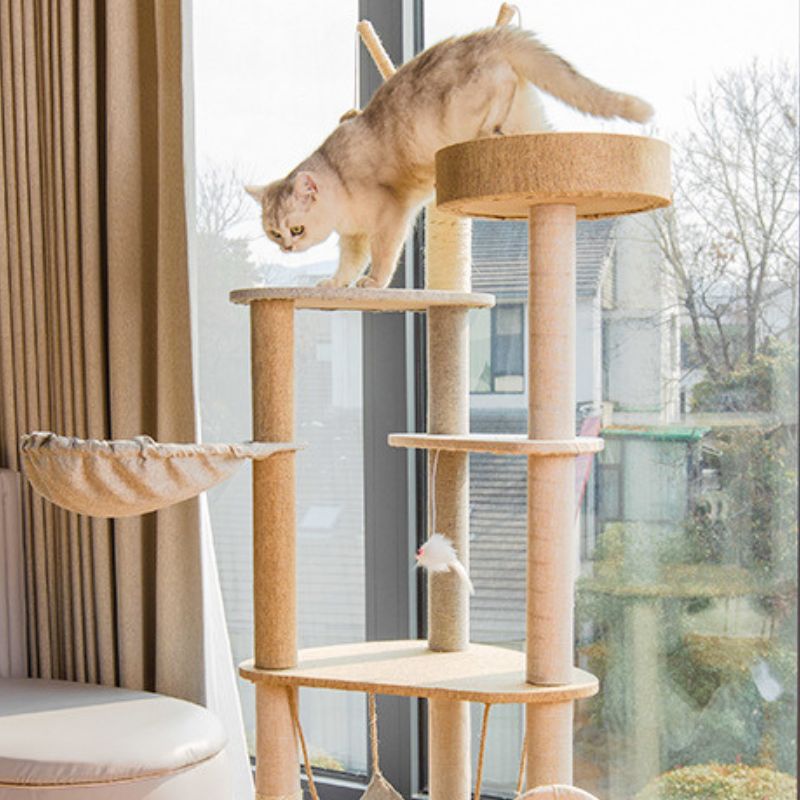 Katzenbaum für 2 Katzen, Katzenhaus und Kratzbaum in Einem, Großer Katzenbaum mit Spielzeugbällen, Beige