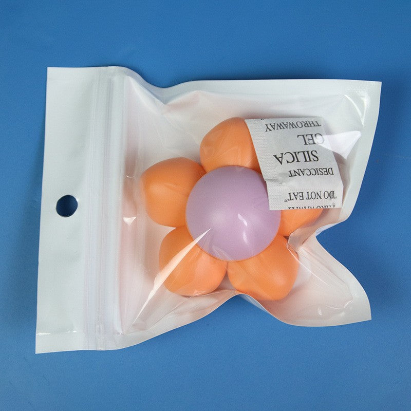 Katzenspielzeug, Blütenförmiges rotierendes catnip toys, Drei Farben, Anbieten Ersatz-Catnip-Bällen erhältlich, Zahnreinigung