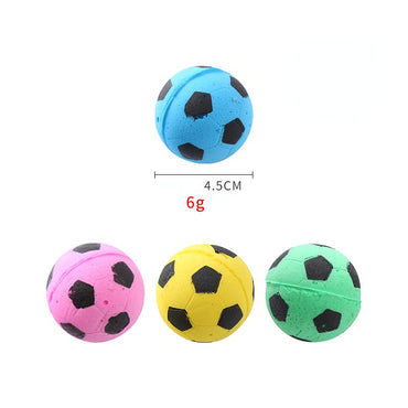 Katze Spielzeug, Katzenball, 4,5 cm Latex Schaumstoff Fußball, Interaktives Spielzeug für Katzen, 2er Set in zufälligen Farben