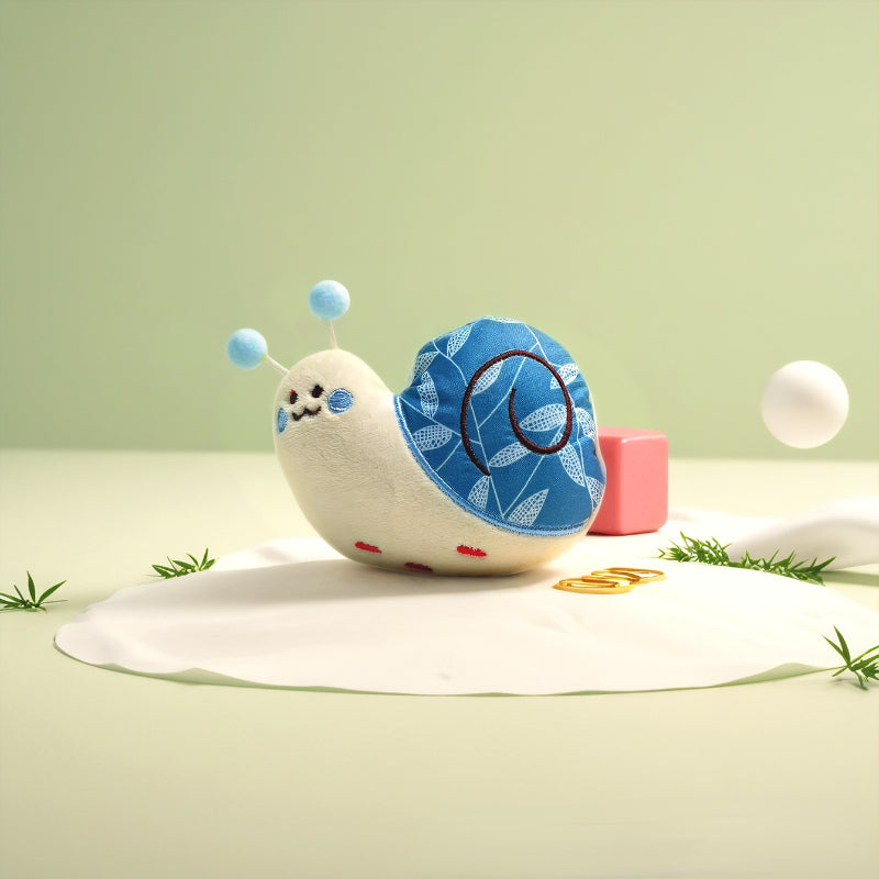 Kuscheltier für Hunde, Niedlicher Cartoon Schnecken-Spielzeug für Interaktion, kauspielzeug für welpen, Vier Farben (1 Stück)