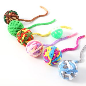 Katzenball Plüsch mit Glockenball PP-Material in mehreren Farben erhältlich, lichtecht und langlebig