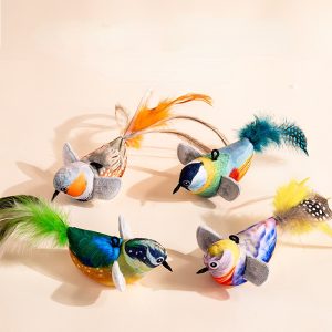 Katzenspielzeug vogel, Plüschspielzeug mit simuliertem Klang, kann zur Selbstunterhaltung im aufgehängt