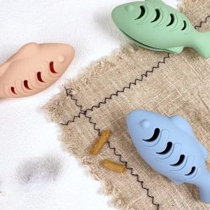 Katzenspielzeug Futter zum Auslaufen von Lebensmitteln, Fisch drei Farben optional, lehrreich und interaktiv