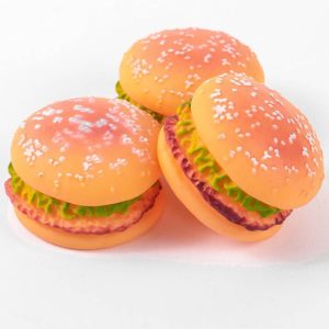 Hundespielzeug Burger, Robustes Hundespielzeug mit Quietschfunktion und 8,5 cm großem Kauspielzeug in Burgerform