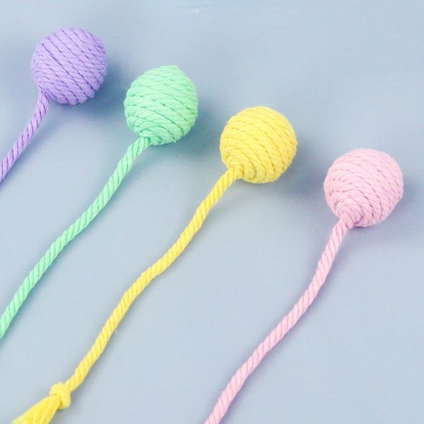 Katzen Spielzeug, Katzenball, 3 cm Baumwollseilball Hängendes Spielzeug, Eingebauter Klangstein, 4 Farben Set – Bild 2