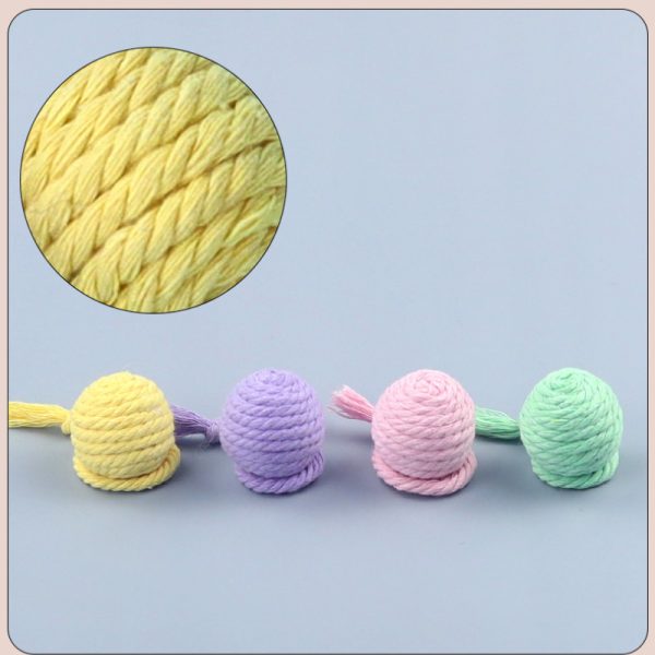 Katzen Spielzeug, Katzenball, 3 cm Baumwollseilball Hängendes Spielzeug, Eingebauter Klangstein, 4 Farben Set – Bild 3