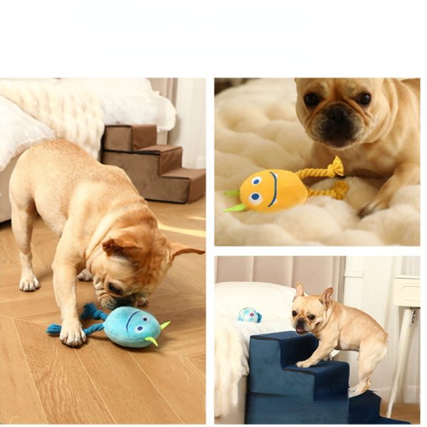 Kuscheltier für den Hund, Plüsch Hundeball in Monsterform, Interaktives Hundespielzeug Quietschen, Waschbar, Gelb & Blau – Bild 4